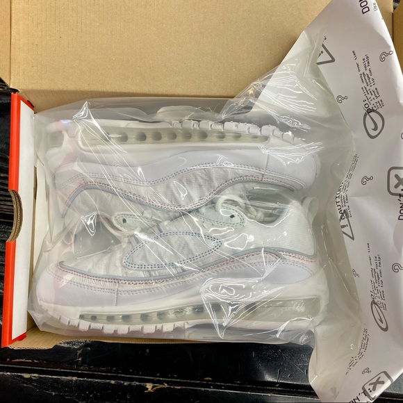 😍Nike Air Max 98 LX ‘Tear Away’ - Picture 8 of 8